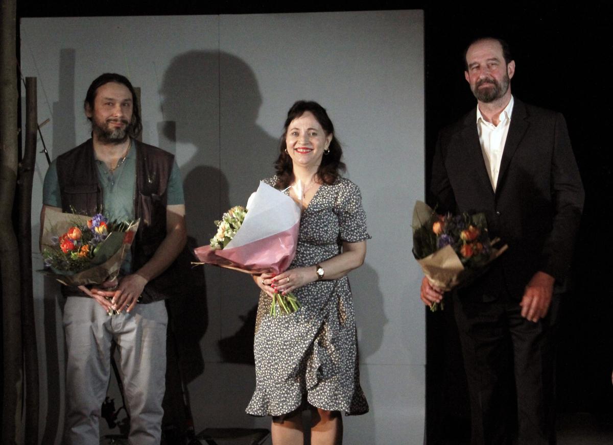 Od premiéry do 100. reprízy se zdánlivě nic nezměnilo